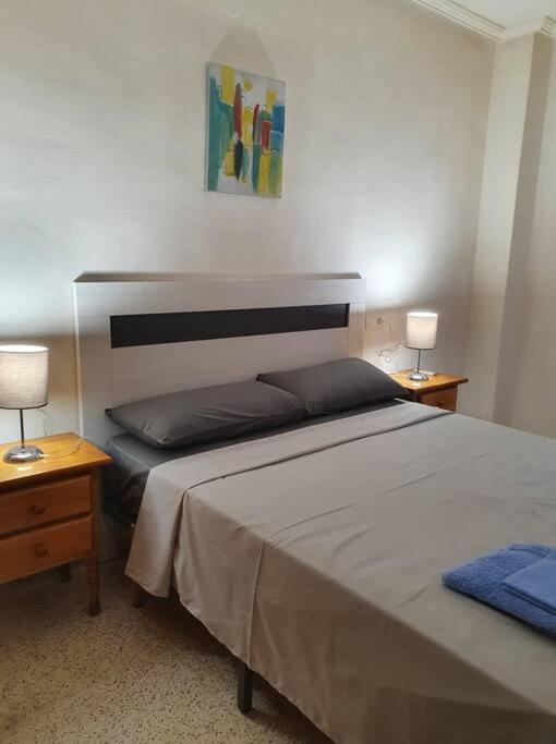Spanish Style Apartment Near The Beach ตอร์เรเวียคา ภายนอก รูปภาพ